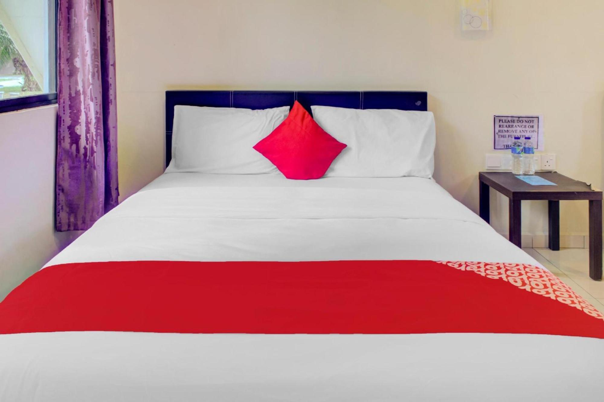 Super Oyo 89896 Sedili Inn Resort Kota Tinggi Dış mekan fotoğraf
