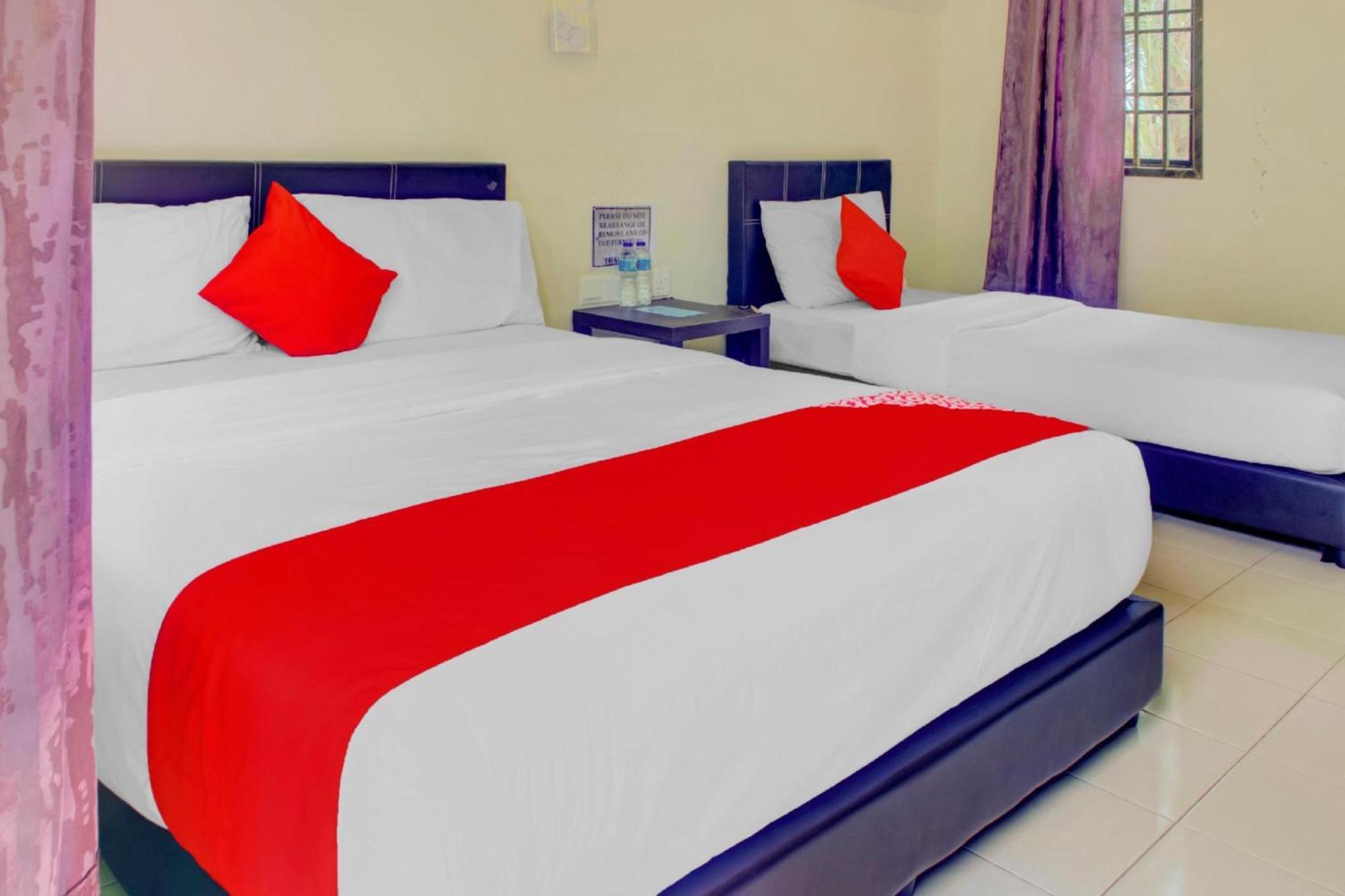 Super Oyo 89896 Sedili Inn Resort Kota Tinggi Dış mekan fotoğraf
