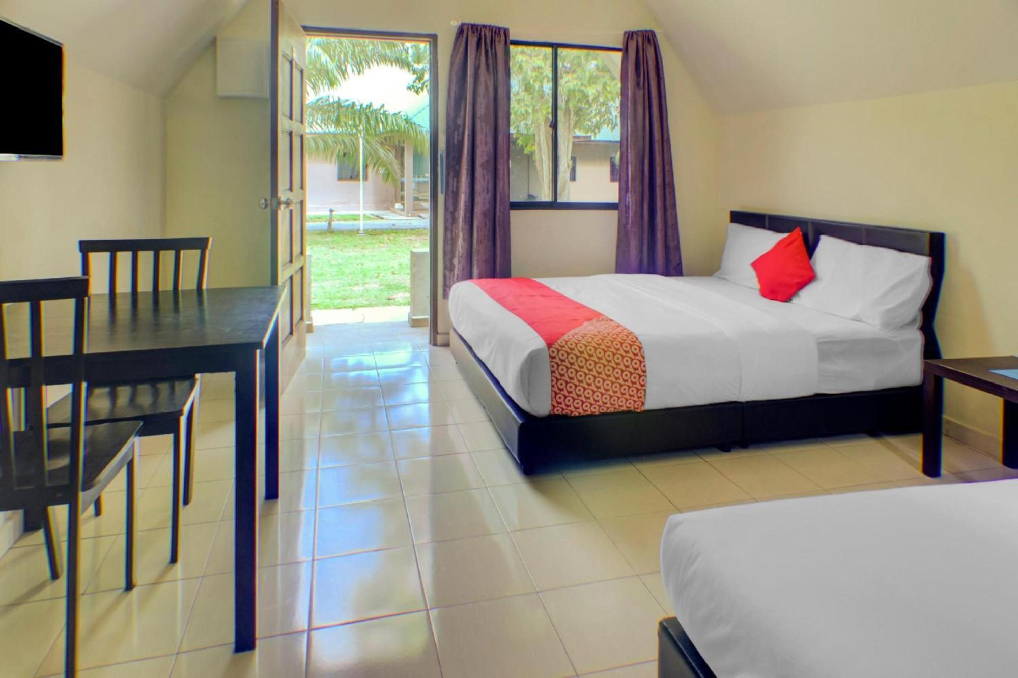 Super Oyo 89896 Sedili Inn Resort Kota Tinggi Dış mekan fotoğraf