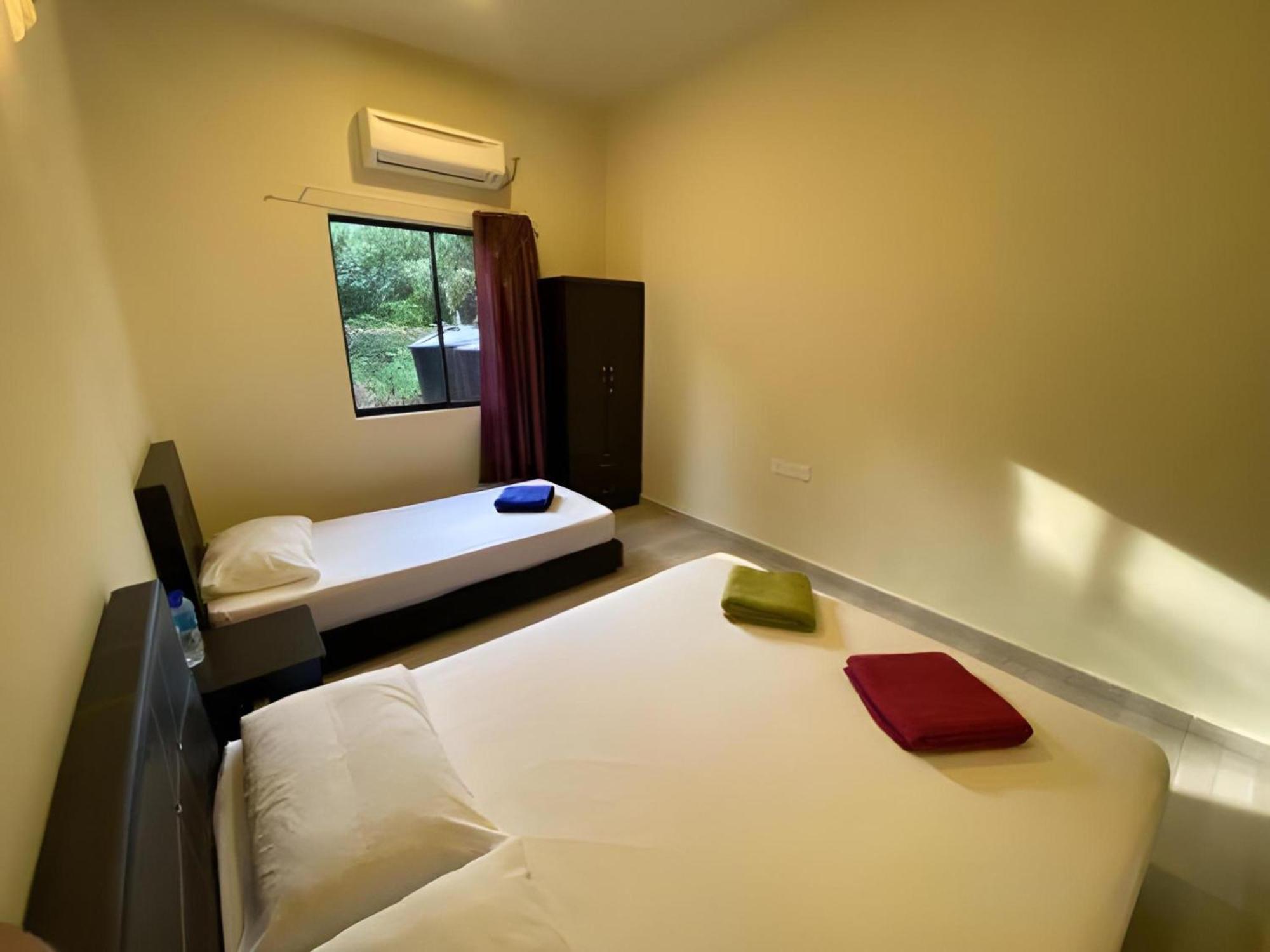 Super Oyo 89896 Sedili Inn Resort Kota Tinggi Dış mekan fotoğraf