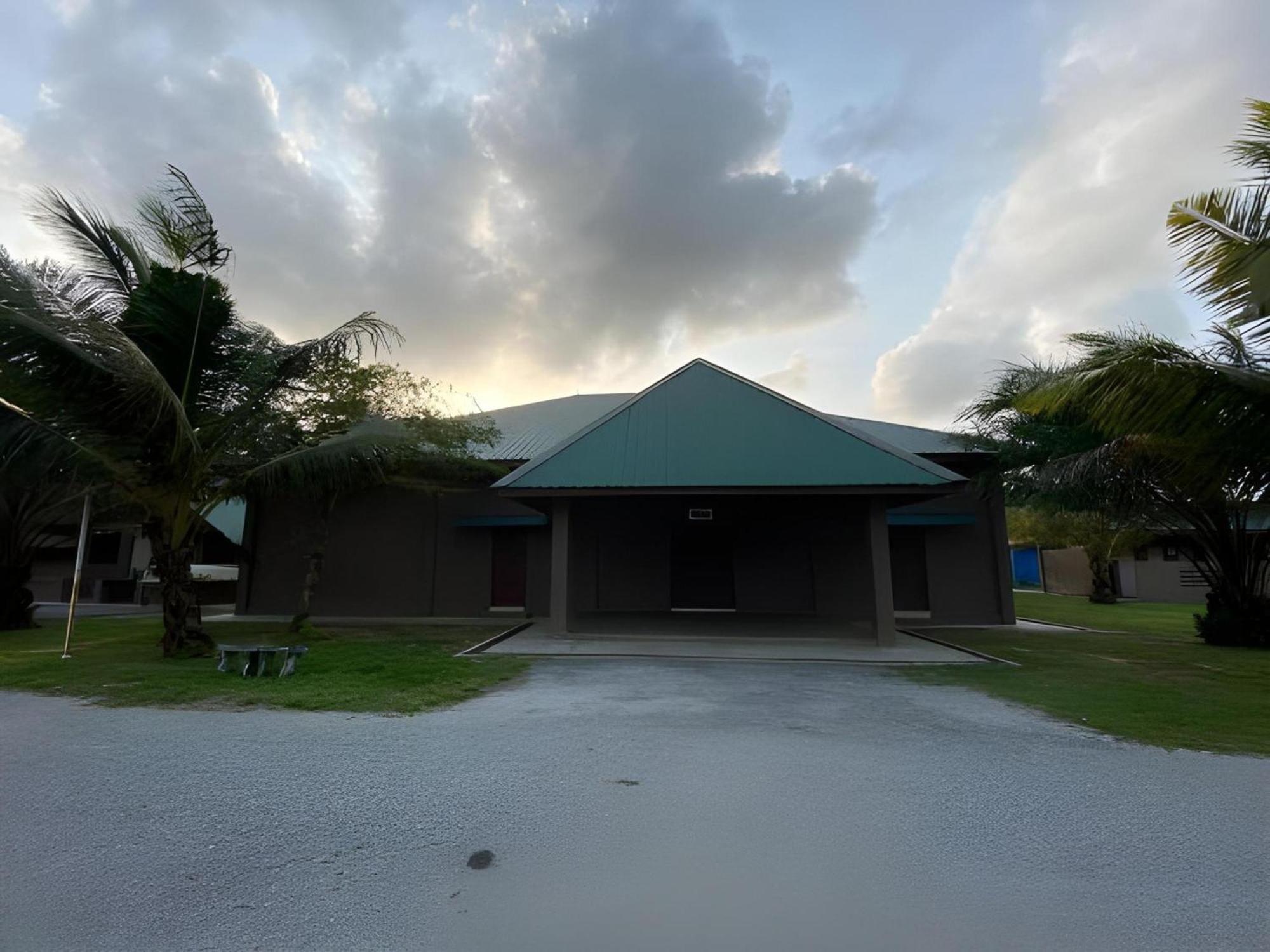 Super Oyo 89896 Sedili Inn Resort Kota Tinggi Dış mekan fotoğraf